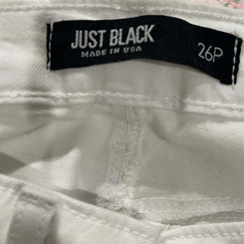 Just Black Women's Cream Skinny Jeans - Picture 4 of 7